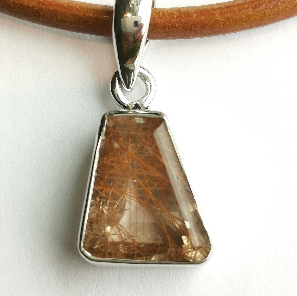 New freeform rutilated quartz pendant in Sterling Silver - Picture 4 of 4